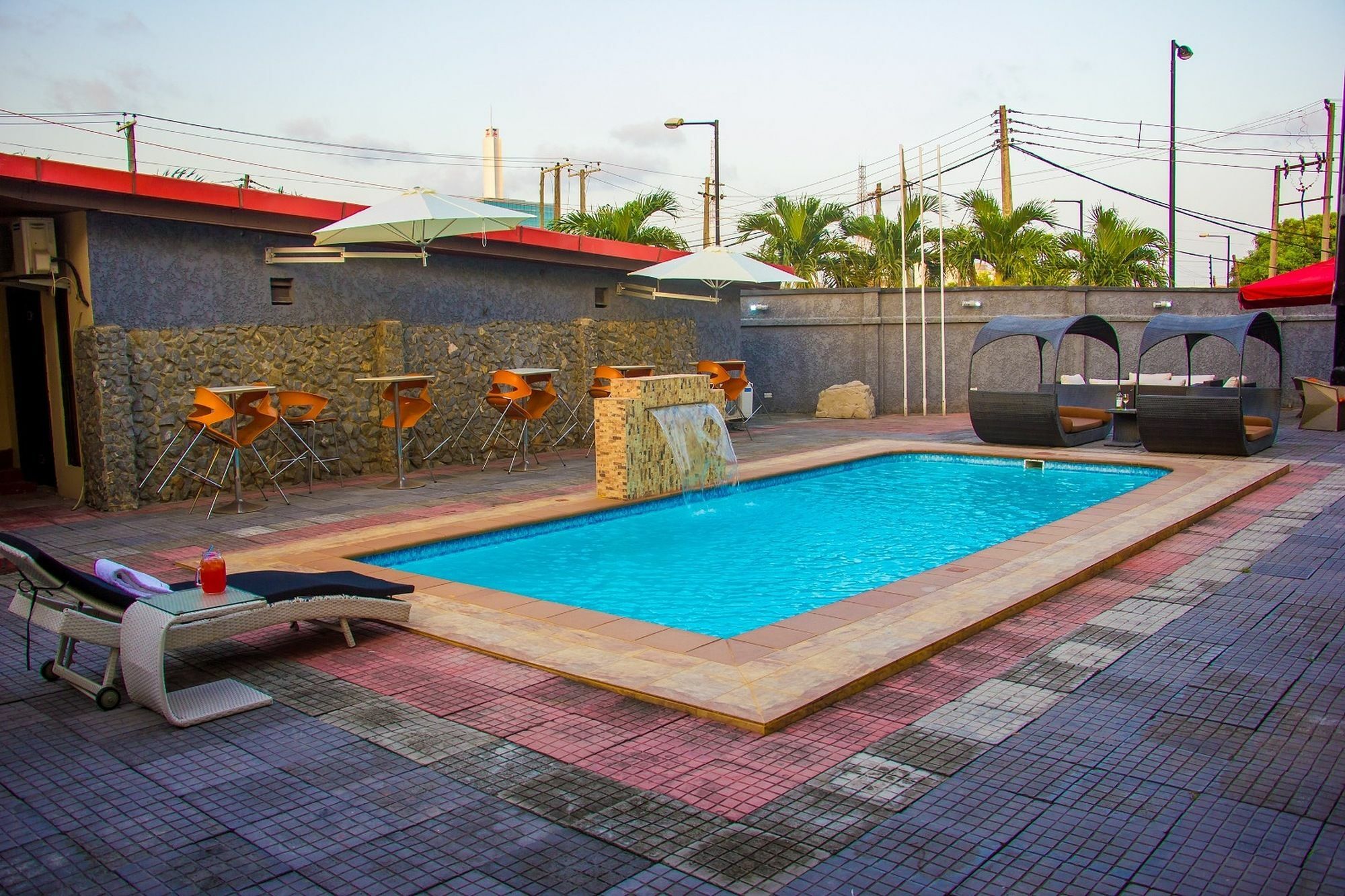 Palm View Manor Hotel Lagos Exterior photo